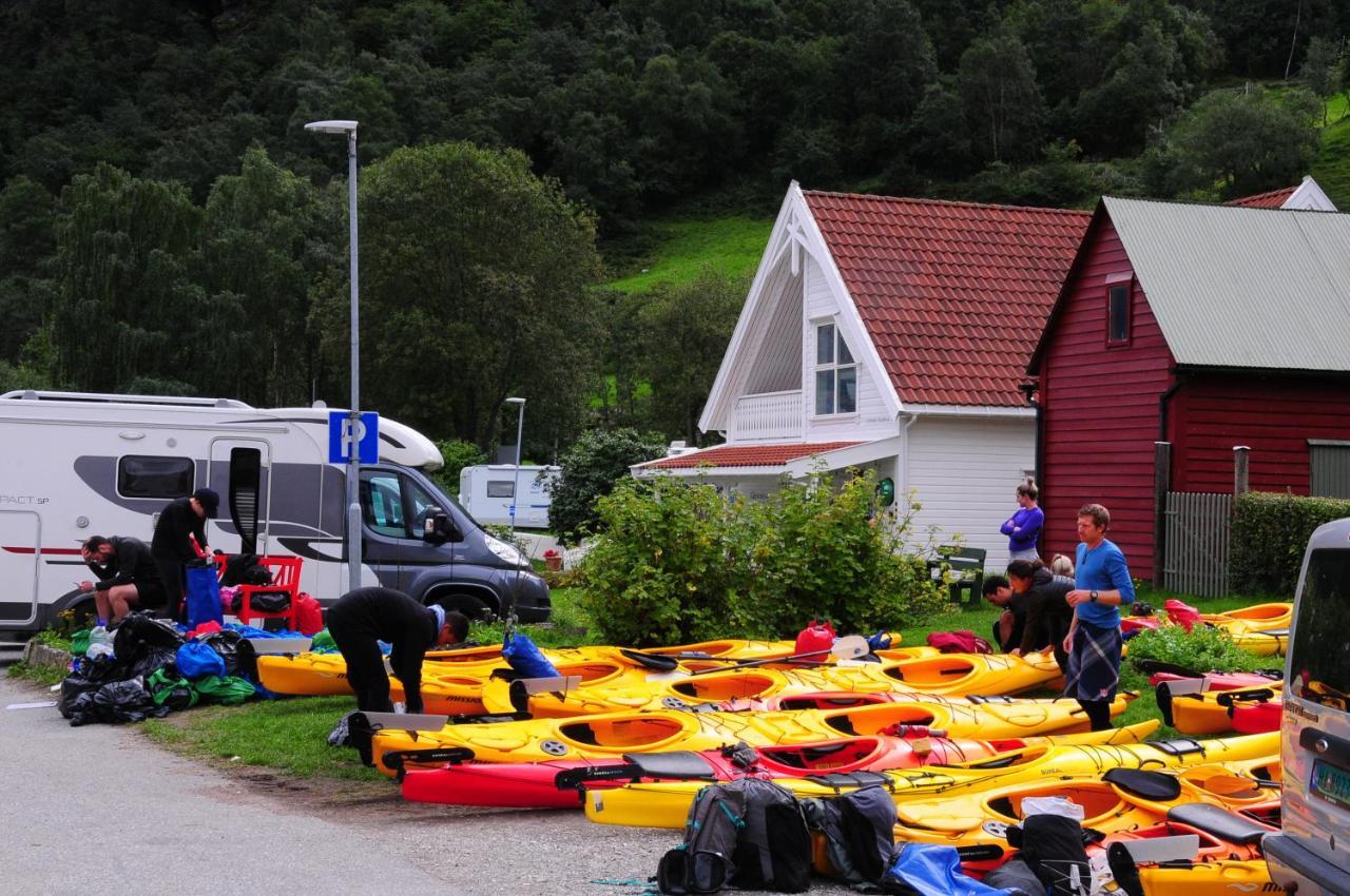 Visit Undredal Hotel Exterior photo